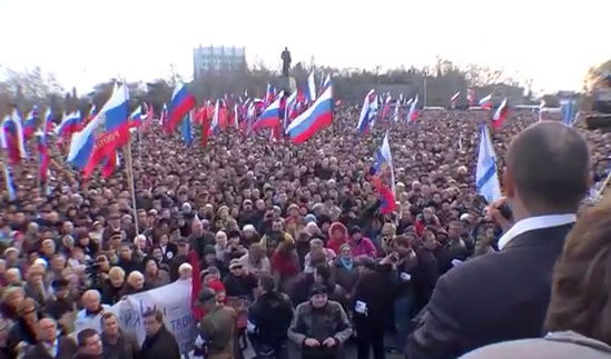 Rally de masas en Sebastopol.