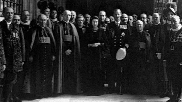 El Vaticano y la Corona Británica en EEUU