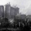 La Revolución Francesa no fue resultado de un deseo consciente de acabar con la monarquía. ‎La población de París, convencida de que su ciudad iba a ser atacada por ejércitos extranjeros ‎sin que el rey tratara de defenderla, simplemente decidió apoderarse de las armas ‎almacenadas en la prisión de la Bastilla.