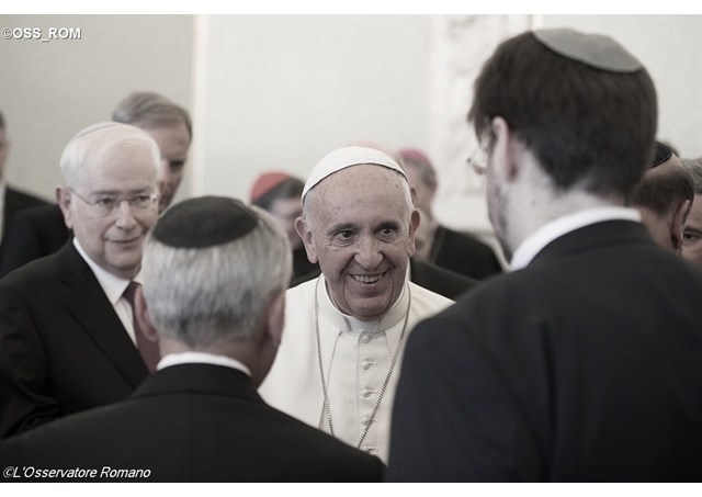 Foto: Los líderes de B'nai B'rith reunidos con el Papa Francisco en el Vaticano.