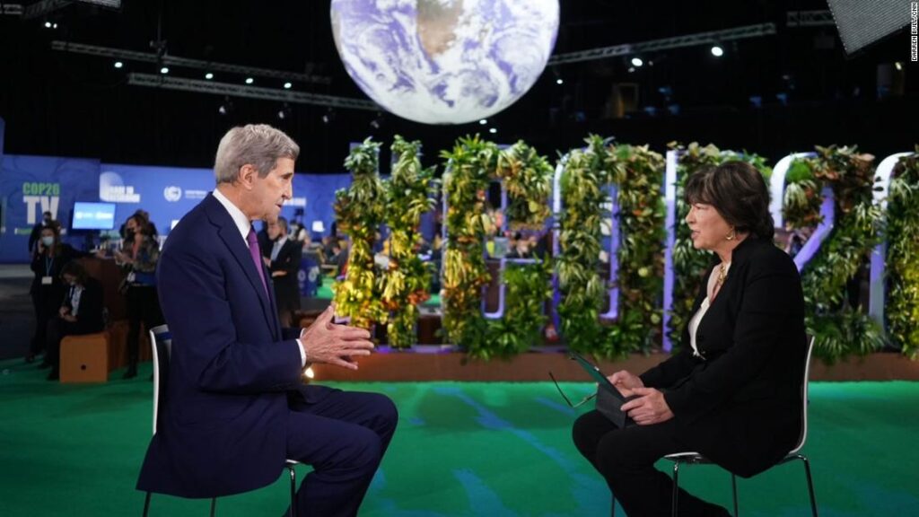 John Kerry en conversación con Christine Amanpour de CNN en la COP 26. Fuente: CNN