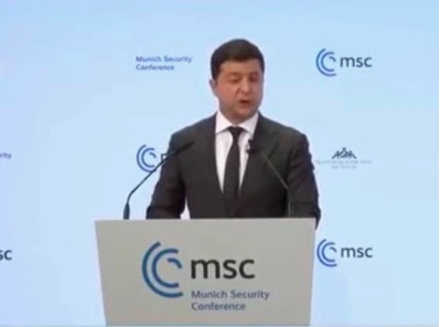 El presidente ucraniano Volodimir Zelenski declaró la guerra a Rusia cuando ordenó a los banderistas incorporados a su ejército atacar a los ciudadanos rusos del Donbass, ataque iniciado el 17 de febrero. Y después provocó a Moscú al declarar, ante los dirigentes políticos de los países miembros de la OTAN, que Ucrania se dotaría de la bomba atómica, en violación de los tratados internacionales firmados por ese país.
