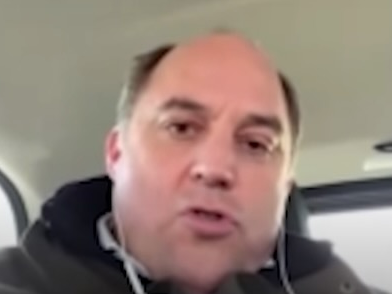 A pedido de la oficina del primer ministro británico Boris Johnson, el video completo donde el ministro británico de Defensa, Ben Wallace, asegura que el Reino Unido lleva años enviando secretamente instructores militares a Ucrania fue retirado de YouTube y ya ni siquiera aparece en los motores de búsqueda occidentales.