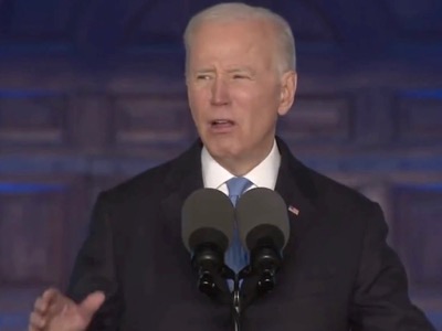 De visita en Polonia, el presidente estadounidense Joe Biden calificó al presidente ruso ‎Vladimir Putin de “carnicero”, durante un encuentro con la prensa. Más tarde, en un discurso ‎público, Biden exclamó: “¡Por el amor de Dios, ese hombre no puede seguir en el poder!” ‎El Departamento de Estado ha tratado de restar importancia a esas declaraciones afirmando ‎que Biden se refería sólo al hecho de ejercer el poder sobre los vecinos de Rusia, sin precisar ‎dónde estaría ejerciéndose tal poder.