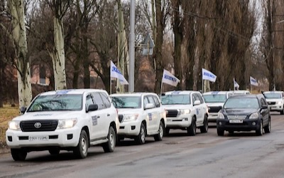 Como el personal de la ONU, los funcionarios de la OSCE también están ‎actuando ahora como espías. ‎