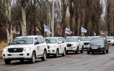 Como el personal de la ONU, los funcionarios de la OSCE también están actuando ahora como espías. 