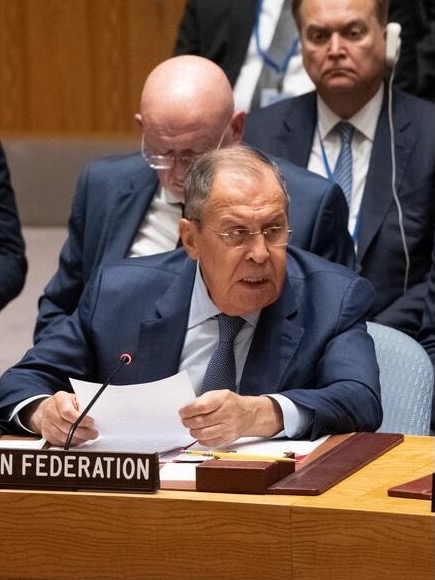 El ministro de Exteriores de la Federación Rusa, Serguei Lavrov, denunció enérgicamente el comportamiento evidentemente parcializado del presidente del Consejo de Seguridad.